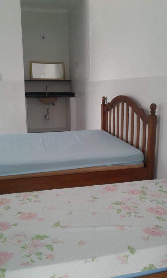 Pousada Vitoria Bed and Breakfast Ubatuba Exterior foto